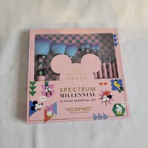 Spectrum Collections Mickey Mouse Iconic Millennial Makeup Brush Set